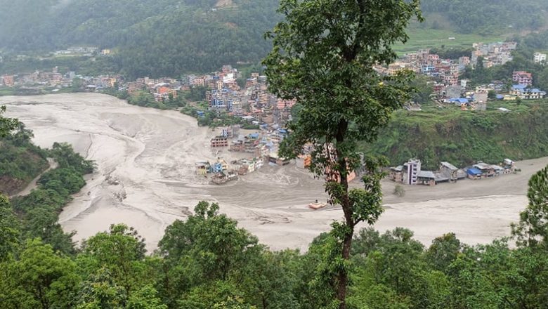 बाढी पहिरोमा परी ३ जनाको मृत्यु, ११ बेपत्ता