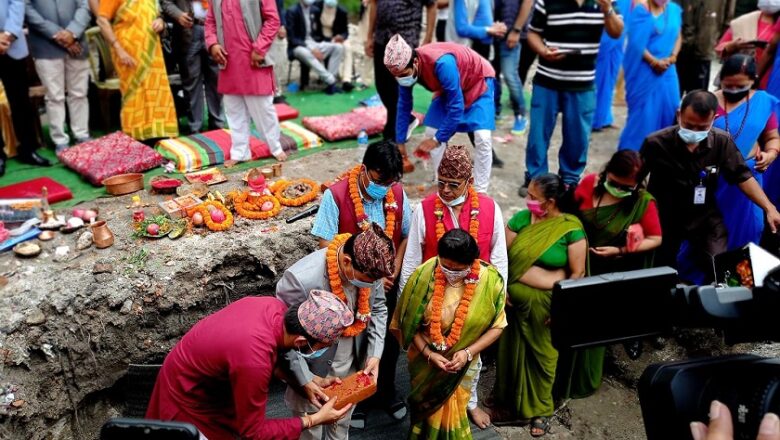 सबै वडामा आफ्नै भवन बनाउँदै काठमाडौं महानगर,  १६ नम्बर वडाको भवन शिलान्यास